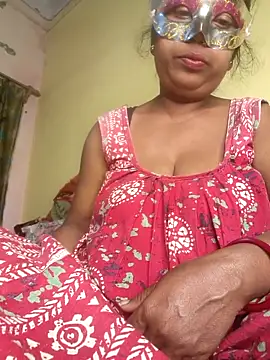 Snapshot of tinabhabhi chatting on 02.07.26 tinabhabhi online show from 02.07.26