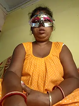 Snapshot of tinabhabhi chatting on 06.15.26 tinabhabhi online show from 06.15.26