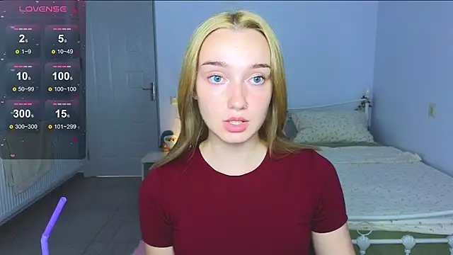 Wild Sophie  online show from 10.10.25