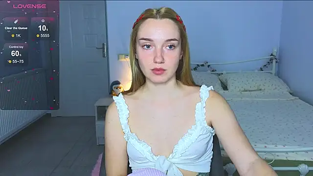 Wild Sophie  online show from 10.11.25