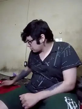 thecatblack1998 online show from 03.17.26