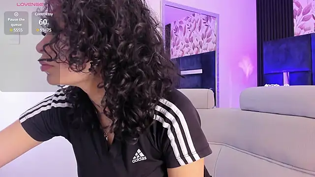 Snapshot of KatherineGomez chatting on 02.01.25 KatherineGomez online show from 02.01.25