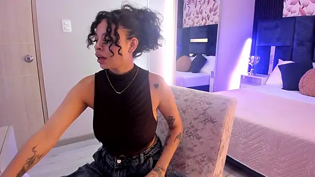 Snapshot of KatherineGomez chatting on 07.16.26 KatherineGomez online show from 07.16.26