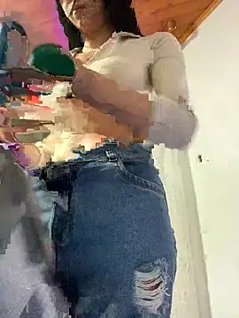 Hilary pinkk online show from 02.10.25