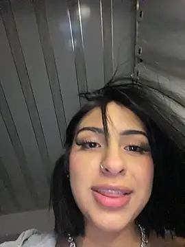 Hilary pinkk online show from 12.14.25