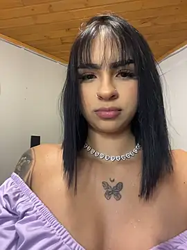 Snapshot of Hilary_pinkk chatting on 02.08.26 Hilary pinkk online show from 02.08.26