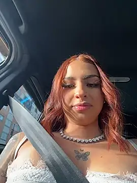 Snapshot of Hilary_pinkk chatting on 02.25.26 Hilary pinkk online show from 02.25.26