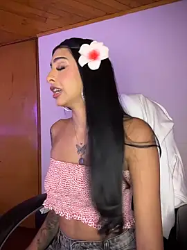 Hilary pinkk online show from 03.31.26