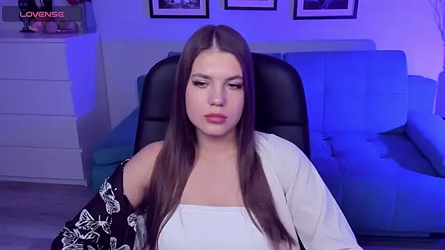 BellaSweetHeart online show from 11.07.25