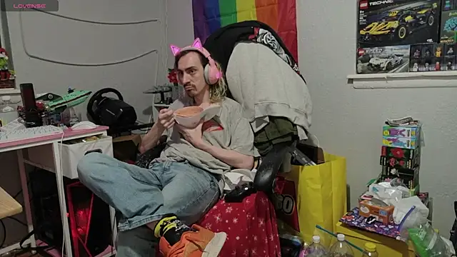 tallnerdyguy online show from 04.17.26