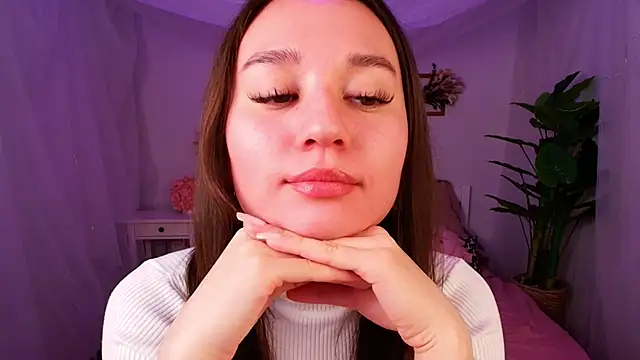 margeriTirell online show from 11.08.25