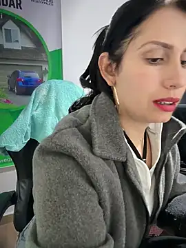 Snapshot of Alysson-- chatting on 05.02.26 Alysson-- online show from 05.02.26