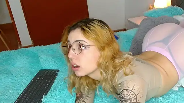 Thea Aphros  online show from 10.09.25