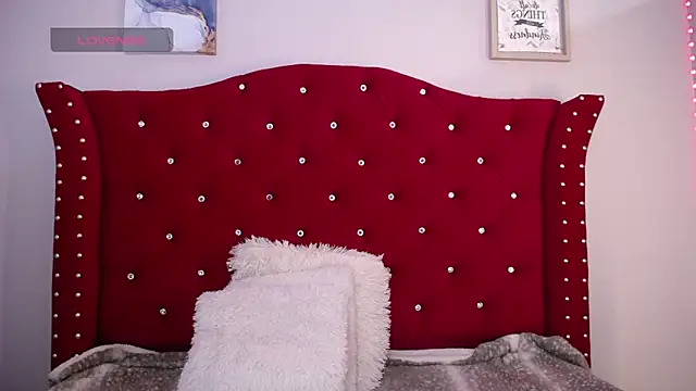 Snapshot of charlotte1-ls chatting on 12.15.24 charlotte1-ls online show from 12.15.24