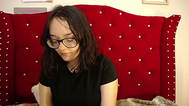 Snapshot of charlotte1-ls chatting on 12.20.24 charlotte1-ls online show from 12.20.24