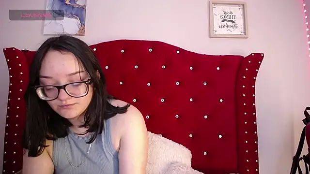 Snapshot of charlotte1-ls chatting on 01.03.25 charlotte1-ls online show from 01.03.25