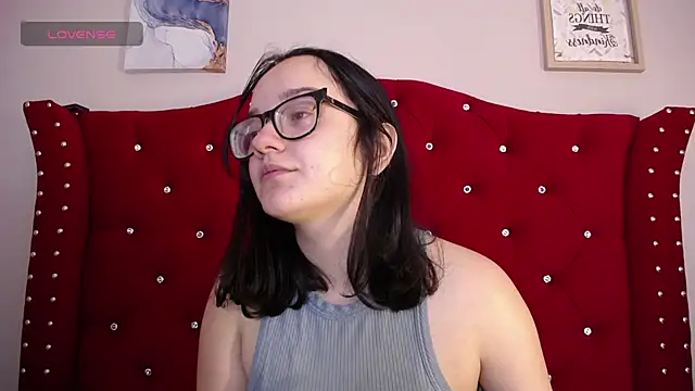 Snapshot of charlotte1-ls chatting on 01.04.25 charlotte1-ls online show from 01.04.25