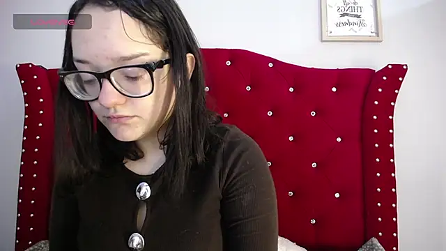 Snapshot of charlotte1-ls chatting on 01.10.25 charlotte1-ls online show from 01.10.25