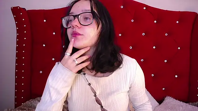 Snapshot of charlotte1-ls chatting on 01.27.25 charlotte1-ls online show from 01.27.25