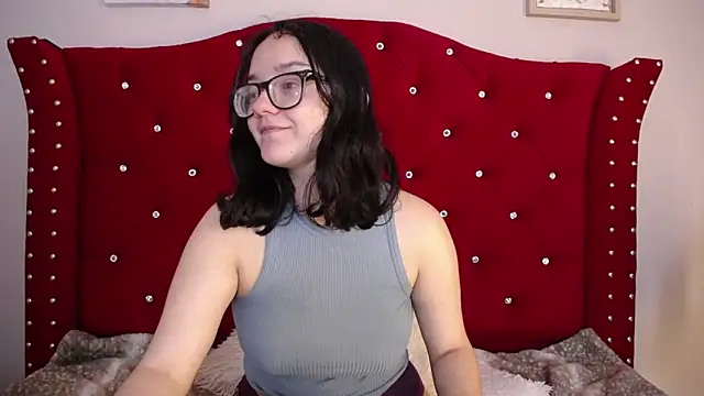 Snapshot of charlotte1-ls chatting on 02.01.25 charlotte1-ls online show from 02.01.25