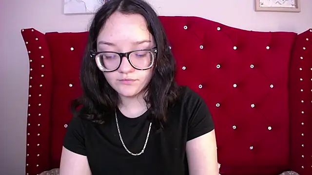 Snapshot of charlotte1-ls chatting on 02.13.25 charlotte1-ls online show from 02.13.25