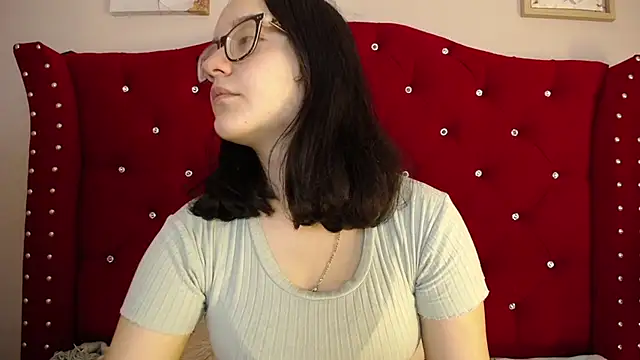 Snapshot of charlotte1-ls chatting on 02.18.25 charlotte1-ls online show from 02.18.25