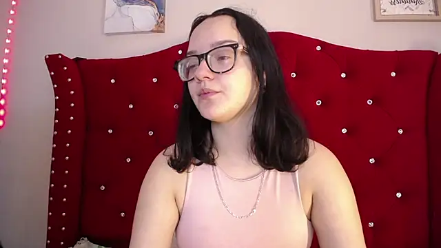 Snapshot of charlotte1-ls chatting on 02.19.25 charlotte1-ls online show from 02.19.25