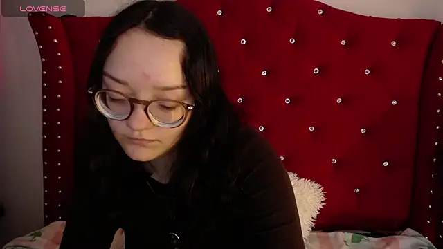 Snapshot of charlotte1-ls chatting on 03.20.25 charlotte1-ls online show from 03.20.25