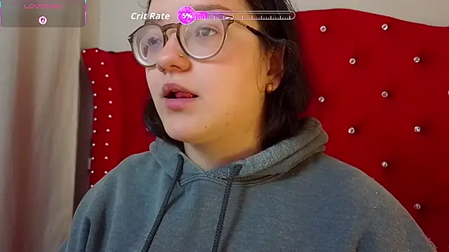 Snapshot of charlotte1-ls chatting on 09.22.25 charlotte1-ls online show from 09.22.25