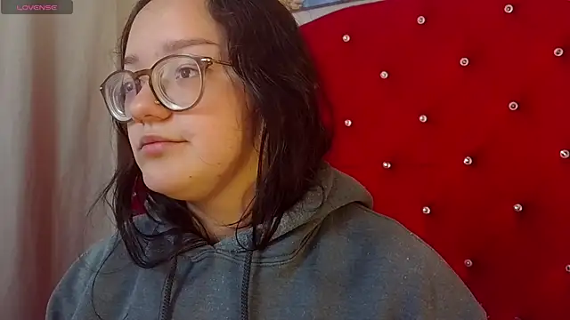 Snapshot of charlotte1-ls chatting on 09.23.25 charlotte1-ls online show from 09.23.25