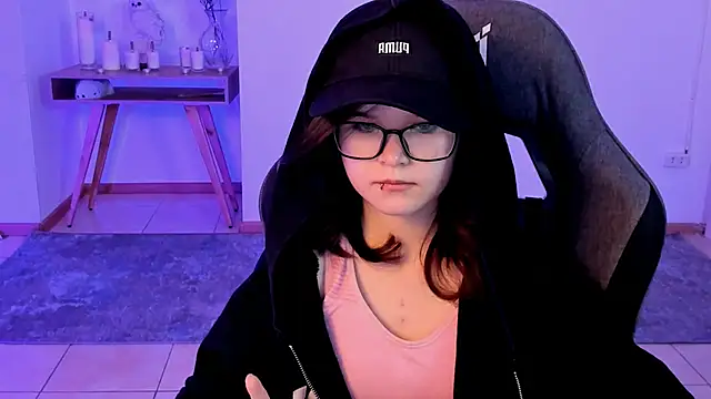 Elainebeness online show from 02.02.25