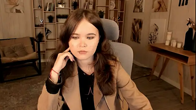 Elainebeness online show from 09.23.25