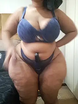 Snapshot of thicktash chatting on 05.11.26 thicktash online show from 05.11.26