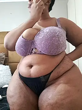 Snapshot of thicktash chatting on 05.21.26 thicktash online show from 05.21.26