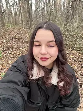 PoppyRobinson online show from 12.09.24