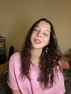 PoppyRobinson online show from 01.11.25