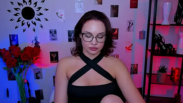 JaneWyatt online show from 03.04.25