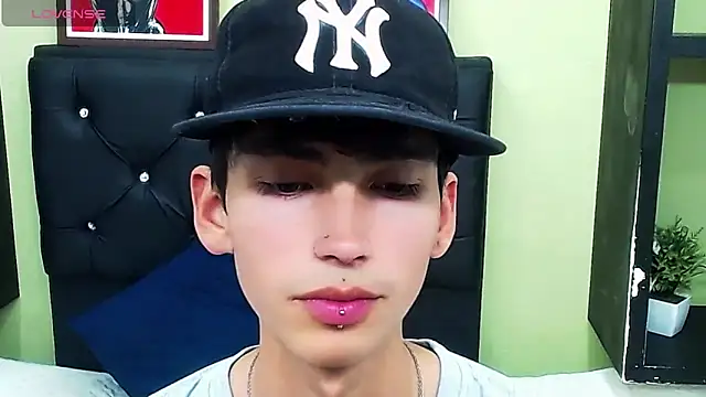 ttimy x boy online show from 01.18.25