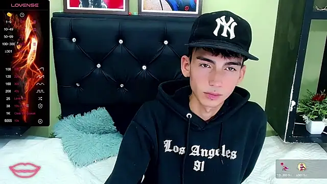 ttimy x boy online show from 02.22.25