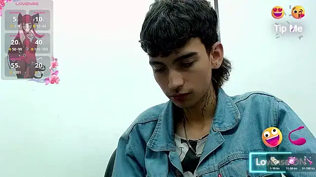 ttimy x boy online show from 10.24.25