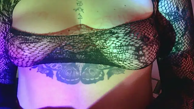 Miss oliviaa online show from 03.15.25