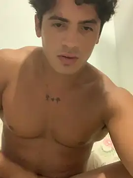 Snapshot of Babzinho_ chatting on 01.02.25 Babzinho online show from 01.02.25