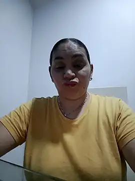 MirandaSoto online show from 04.19.26
