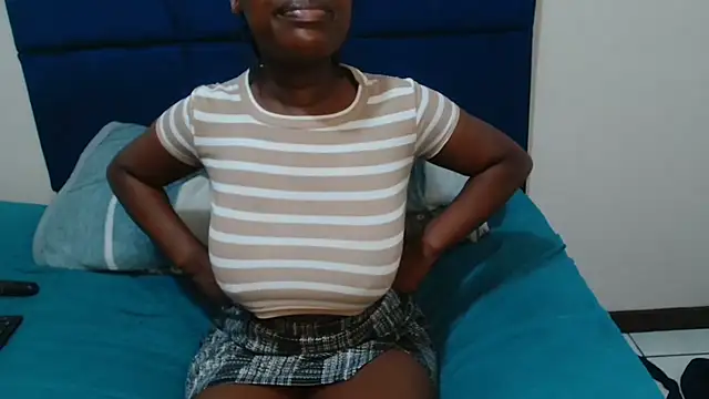 Snapshot of MilkyTitties chatting on 07.16.26 MilkyTitties online show from 07.16.26