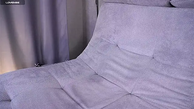 VeronaAppleberry online show from 02.10.25