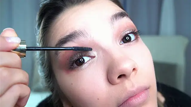 VeronaAppleberry online show from 09.21.25