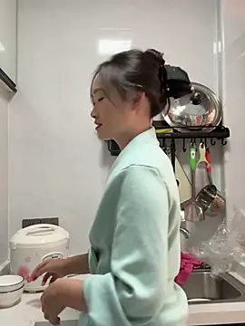 Lfeiji online show from 03.18.25