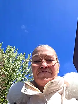 lisalustjouw online show from 04.16.26