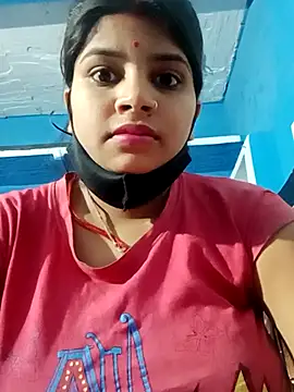 Snapshot of Nisha_Cute chatting on 03.11.25 Nisha Cute online show from 03.11.25