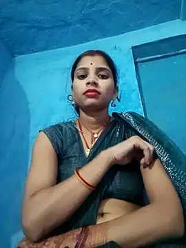 Snapshot of Nisha_Cute chatting on 10.11.25 Nisha Cute online show from 10.11.25